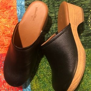 Black clogs